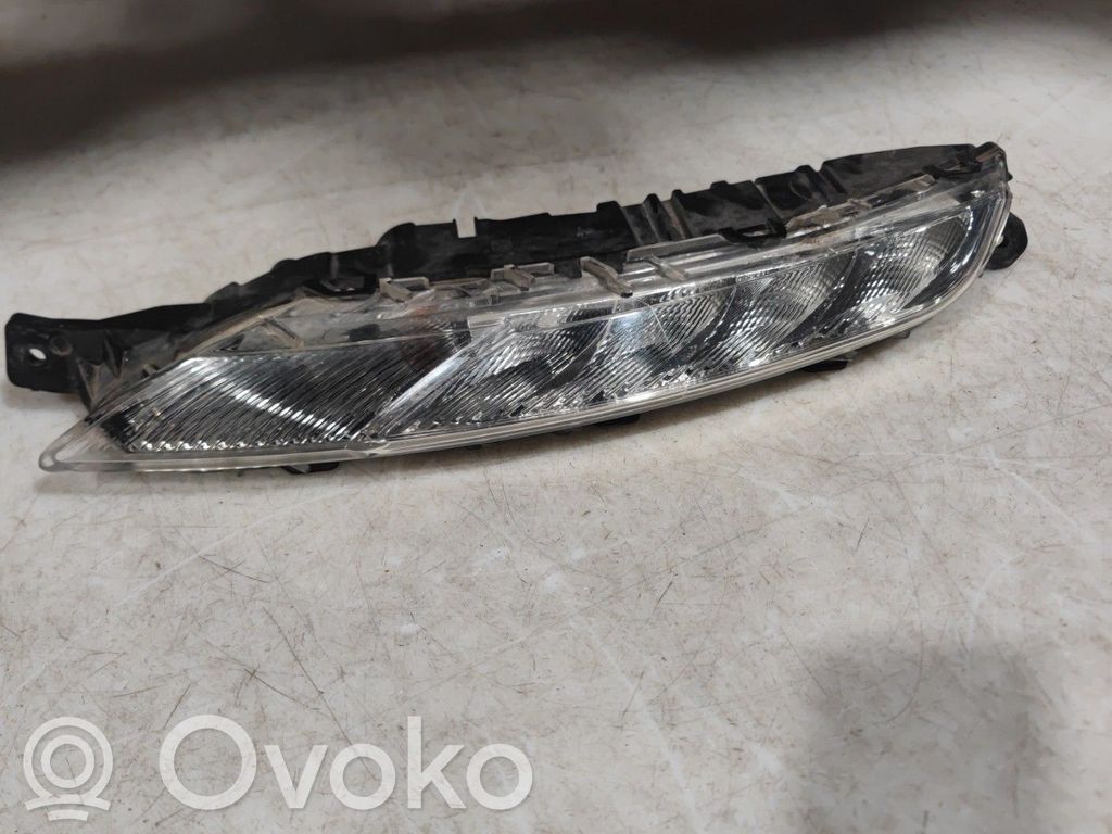 Citroen C4 II Picasso LED Daytime headlight 