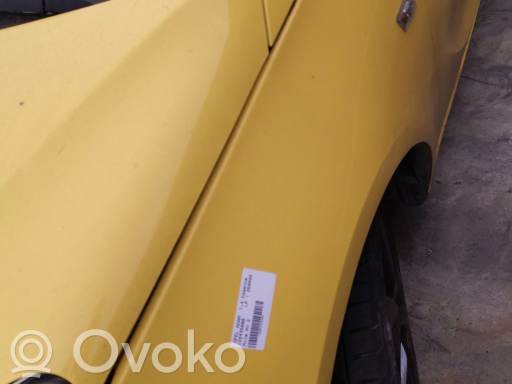 Opel Adam Sparnas 