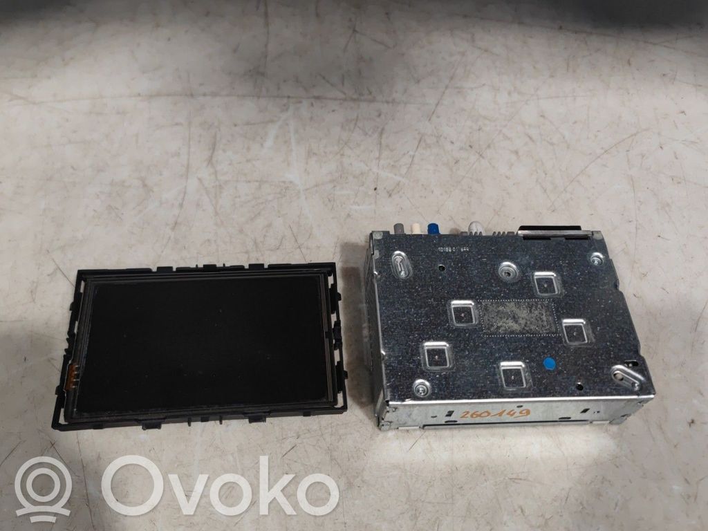 Peugeot Partner Radio/CD/DVD/GPS head unit 