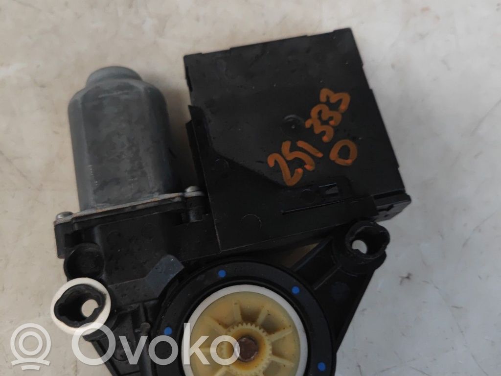 Volkswagen Golf V Motor macara geam ușă față 