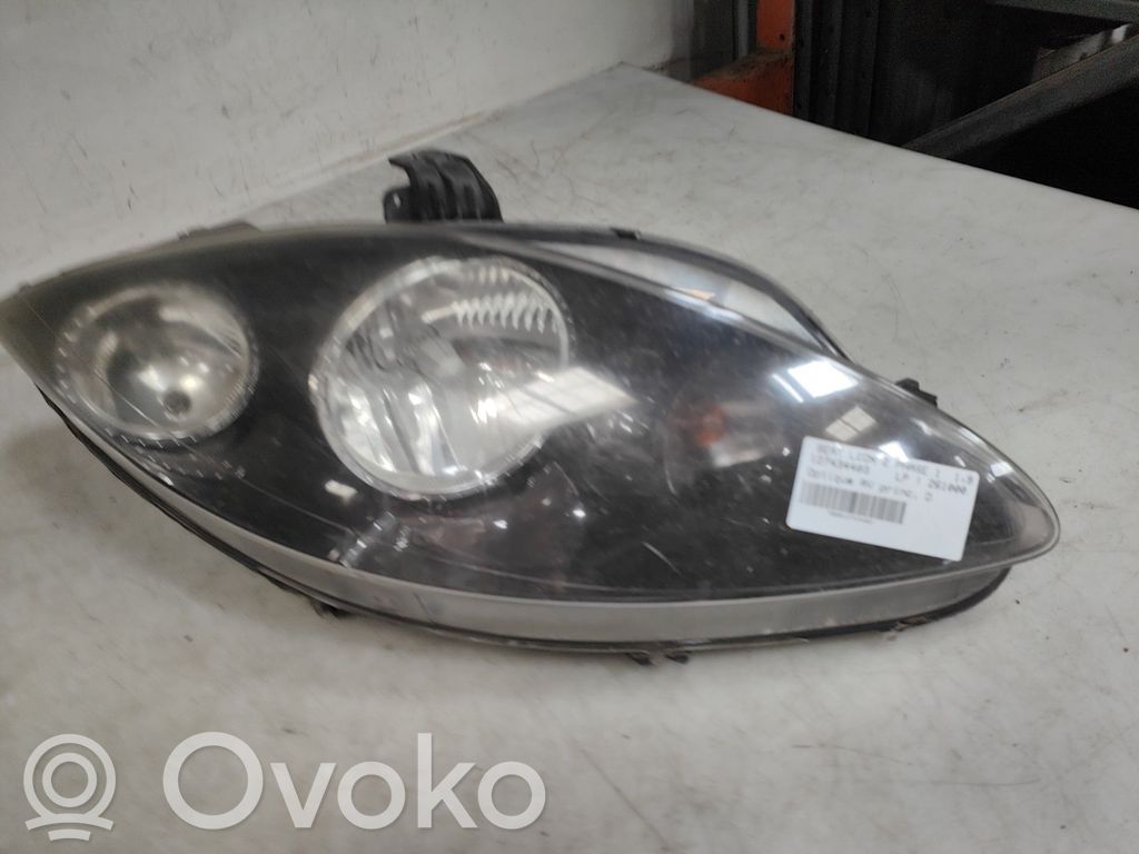 Seat Leon (1P) Scheinwerfer 