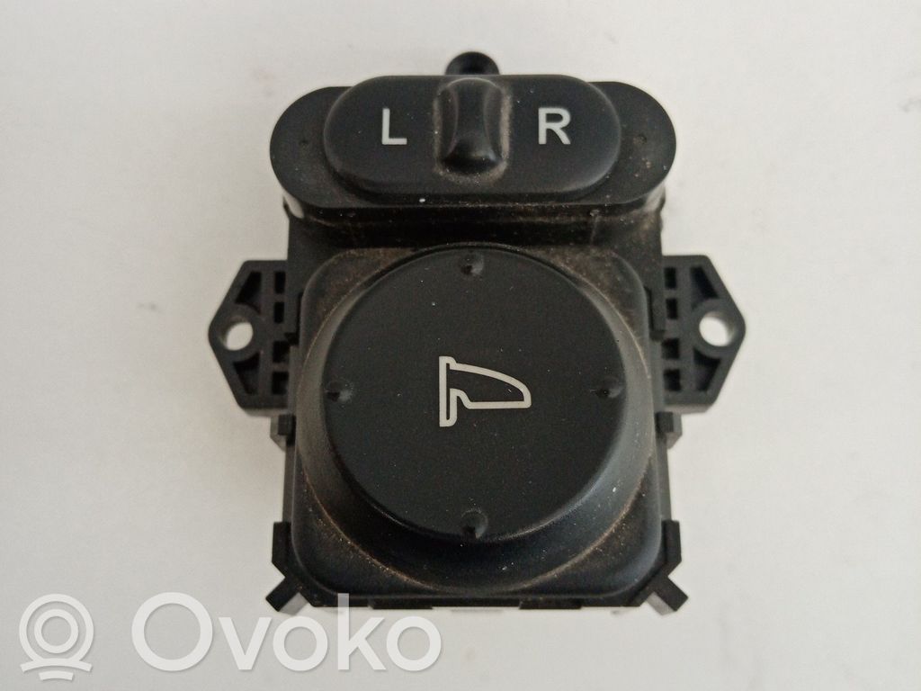 Przycisk regulacji lusterek bocznych   MASLG6NH608,MASLG6NH608,NH167L1446T