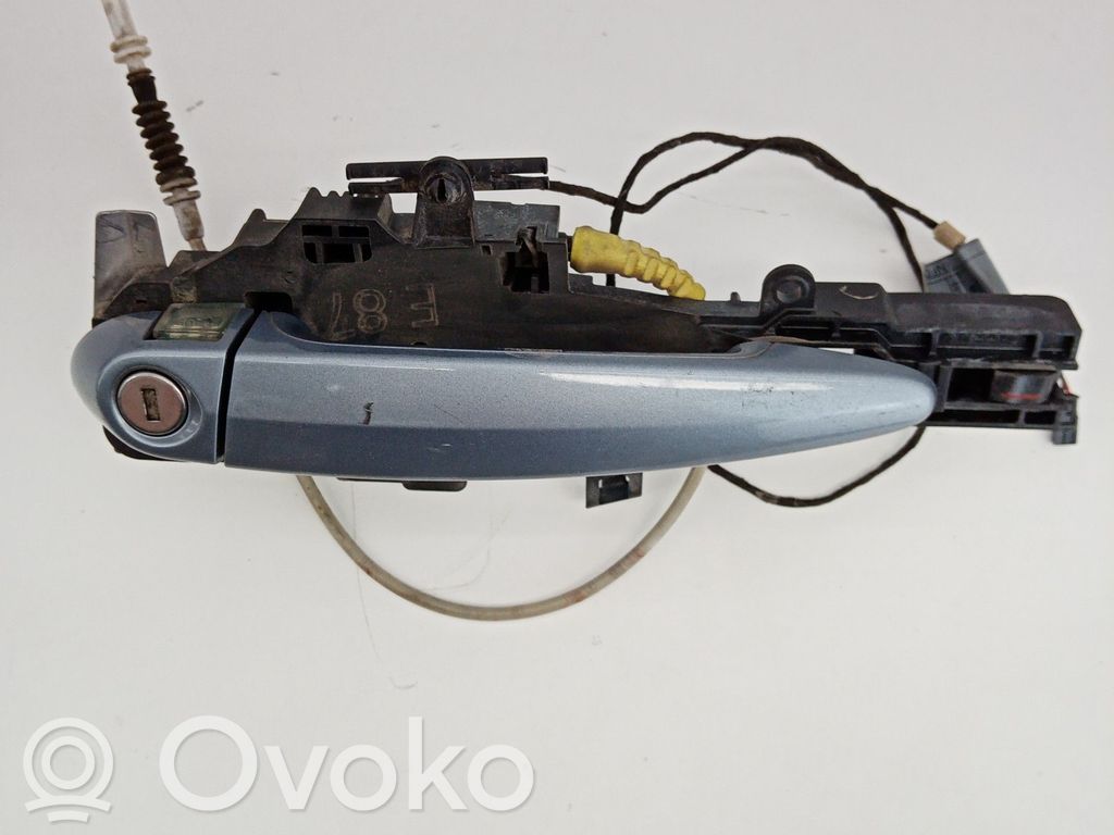 BMW 1 E81 E87 Front door exterior handle 
