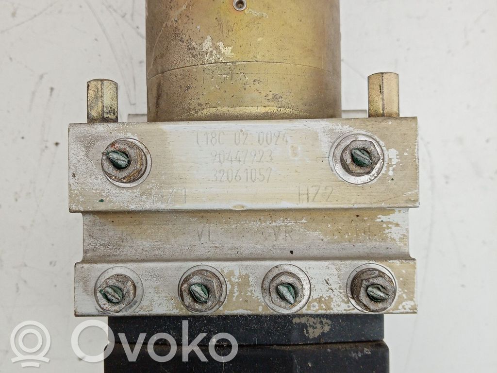 Opel Corsa B ABS bloks 