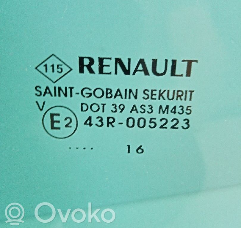 Renault Clio IV Rear door window glass 