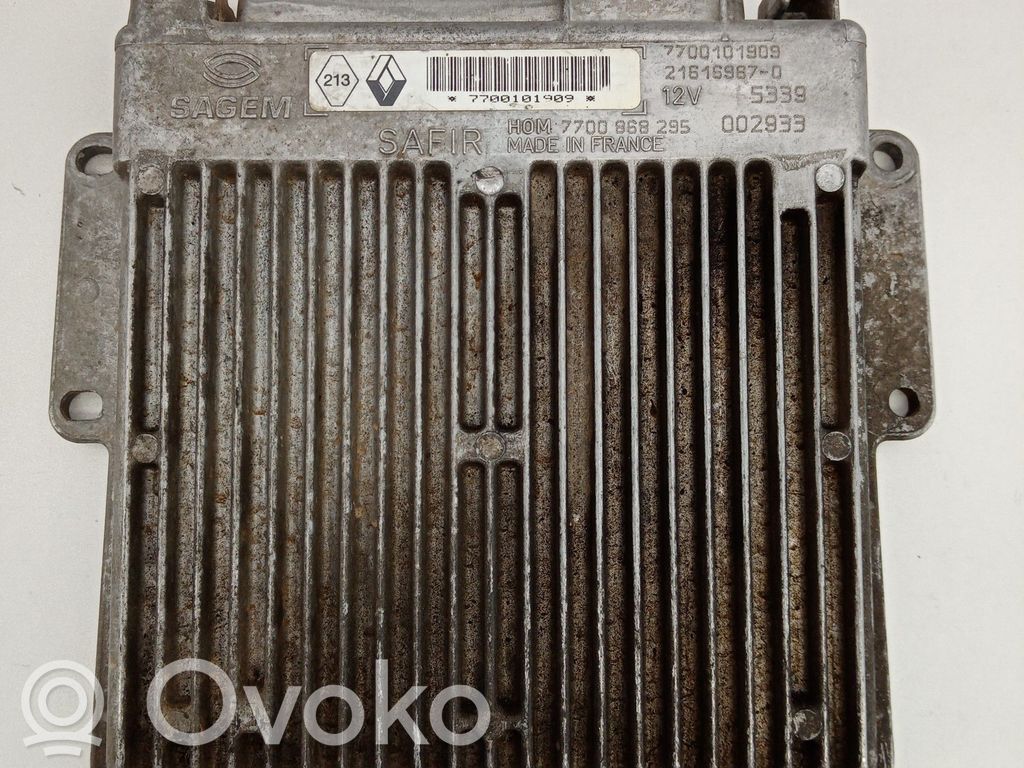 Renault Clio I Engine control unit/module 