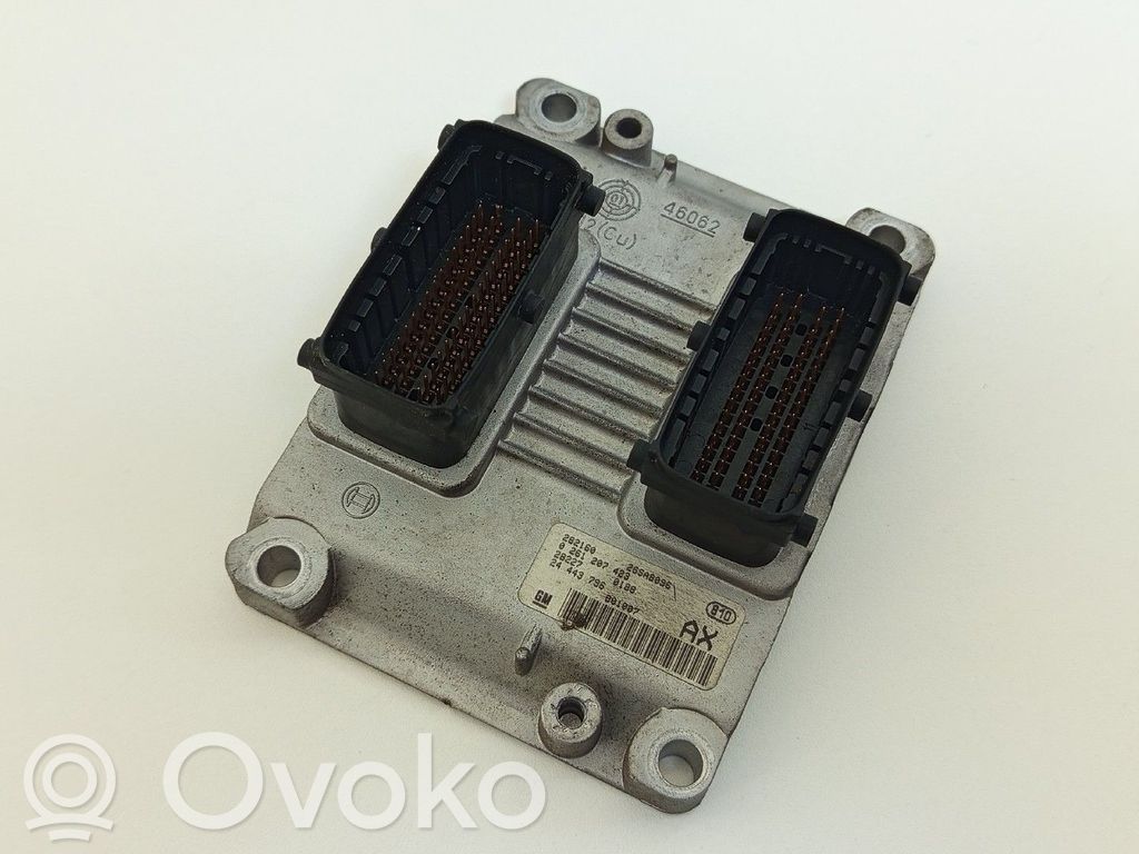 Moottorin ohjainlaite/moduuli   0261207423,24443796,26SA8096
