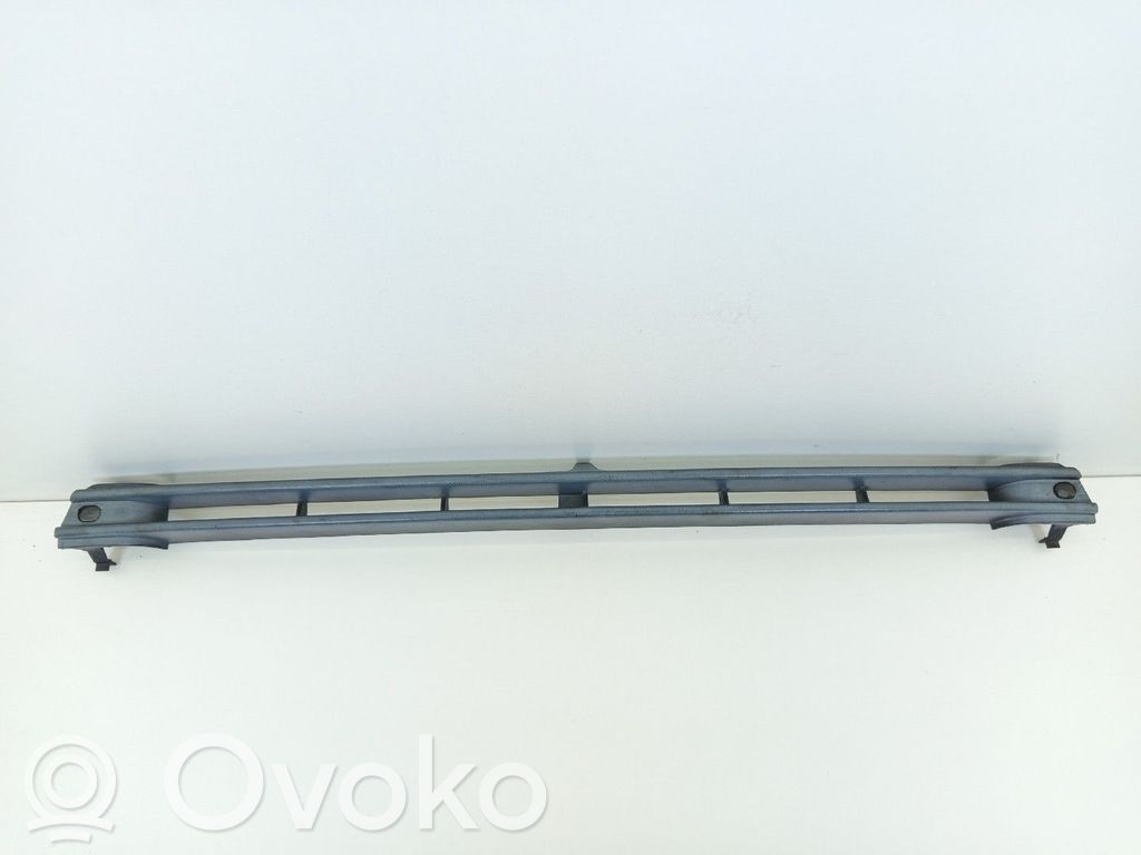 Renault Clio I Front grill 