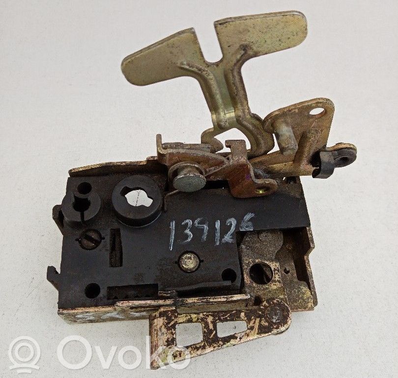 Citroen Saxo Rear door lock 