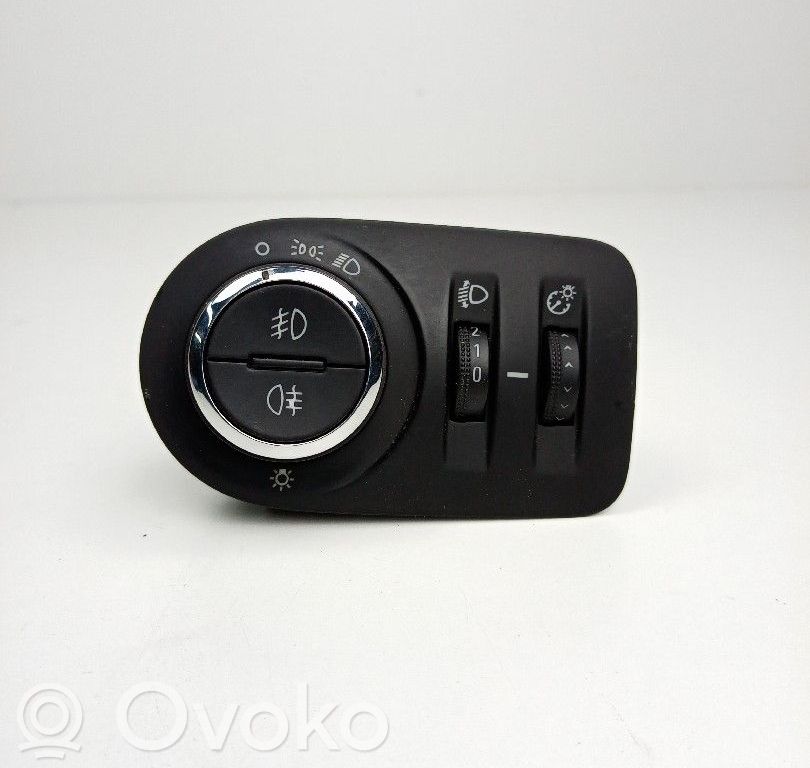 Interruptor de luz   13310331,GM