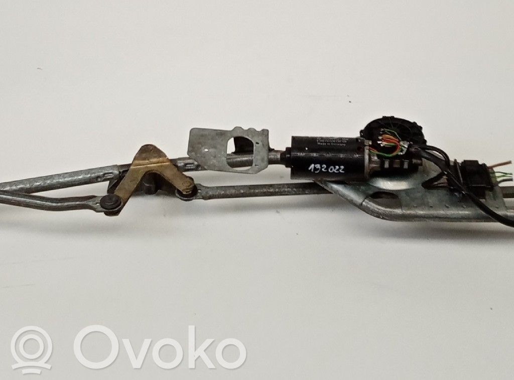 Двигатель стеклоочистителей   3397020395,0390241430CDP,058662,BOSCH
