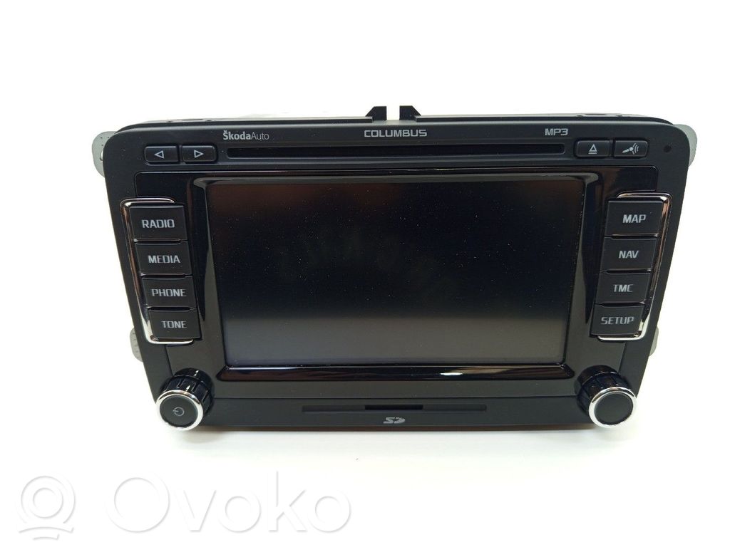 Skoda Octavia Mk2 (1Z) Panel / Radioodtwarzacz CD/DVD/GPS 