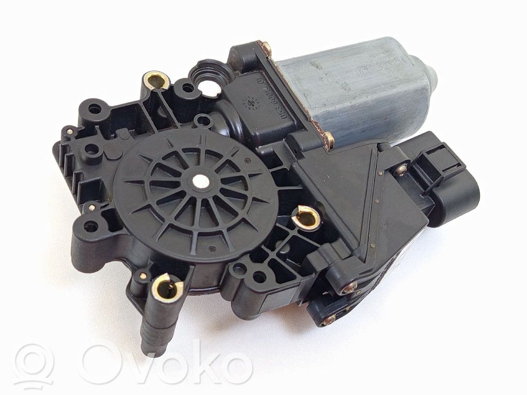 Audi A4 S4 B5 8D Rear door window regulator motor 