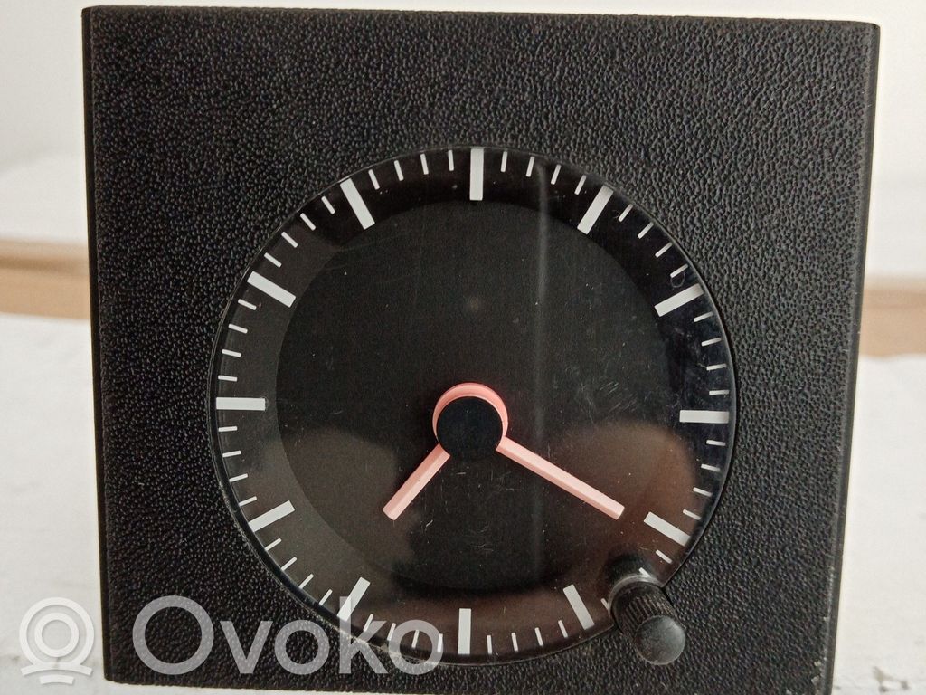 Renault Clio I Laikrodis 