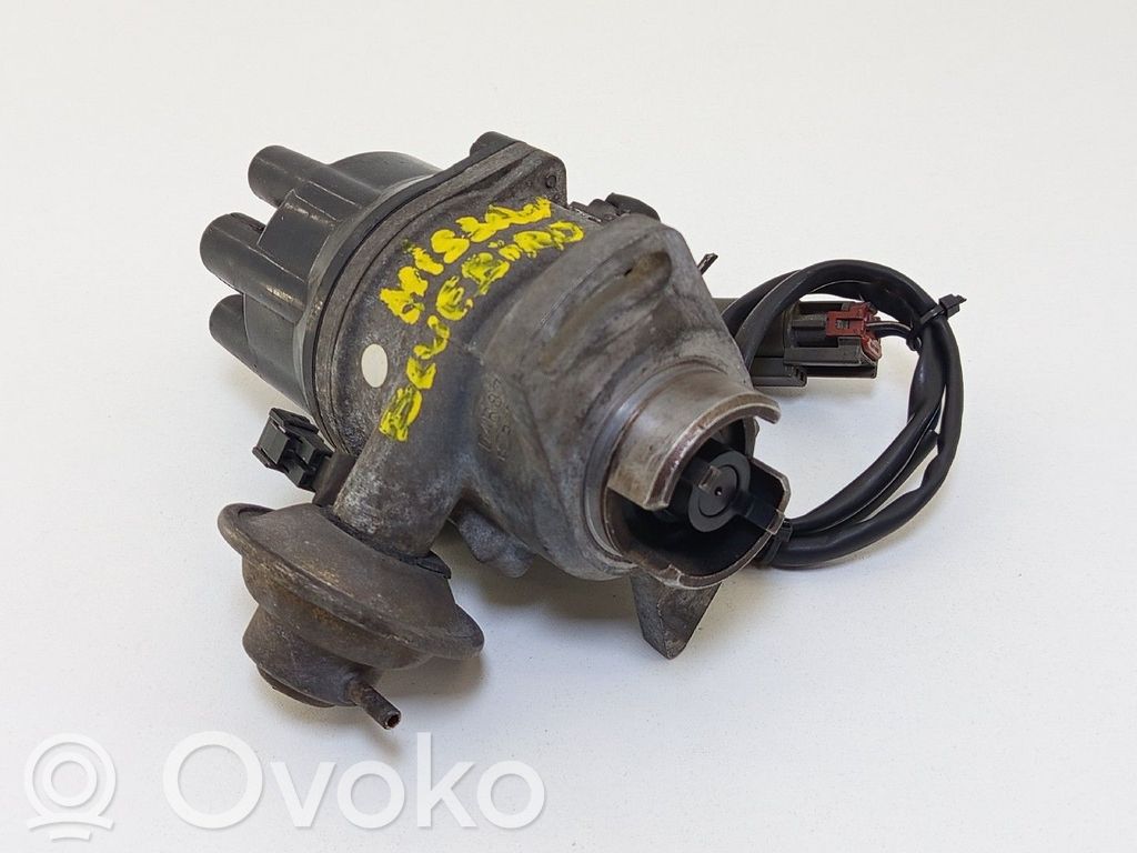 Ignition distributor   D4R8701,22100D3605,8703