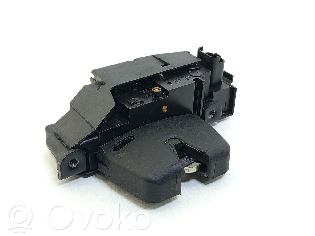 Peugeot 308 Tailgate exterior lock 