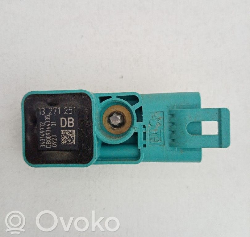 Sensor impacto/accidente para activar Airbag   13271251,343149712,DIREITO