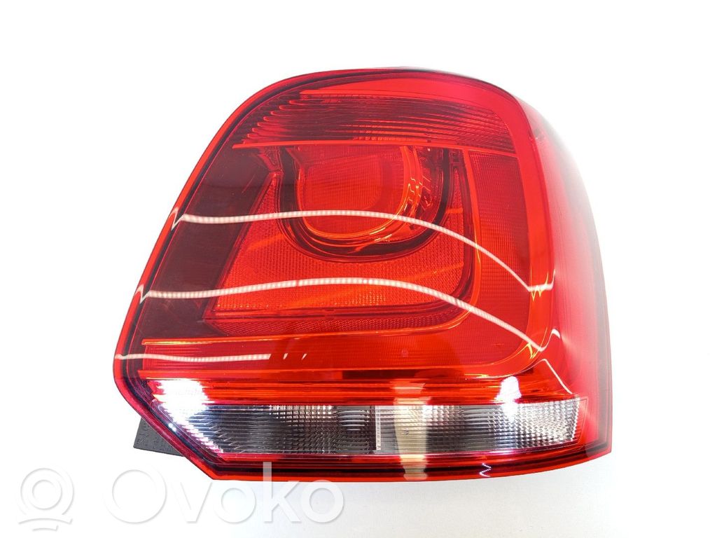 Volkswagen Polo V 6R Lampa tylna 