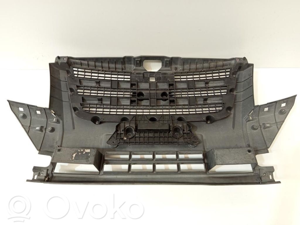 Ford Transit Parachoques delantero 