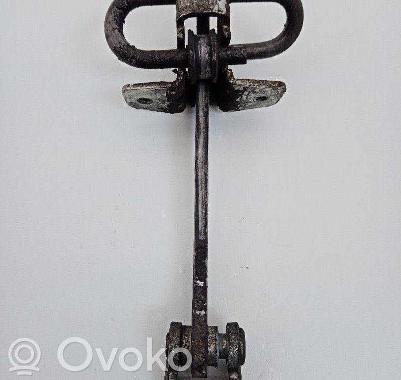 Front door check strap stopper   24413388,DIREITO