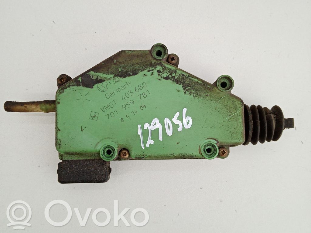 Volkswagen Transporter - Caravelle T4 Zamek drzwi tylnych samochodów dostawczych 