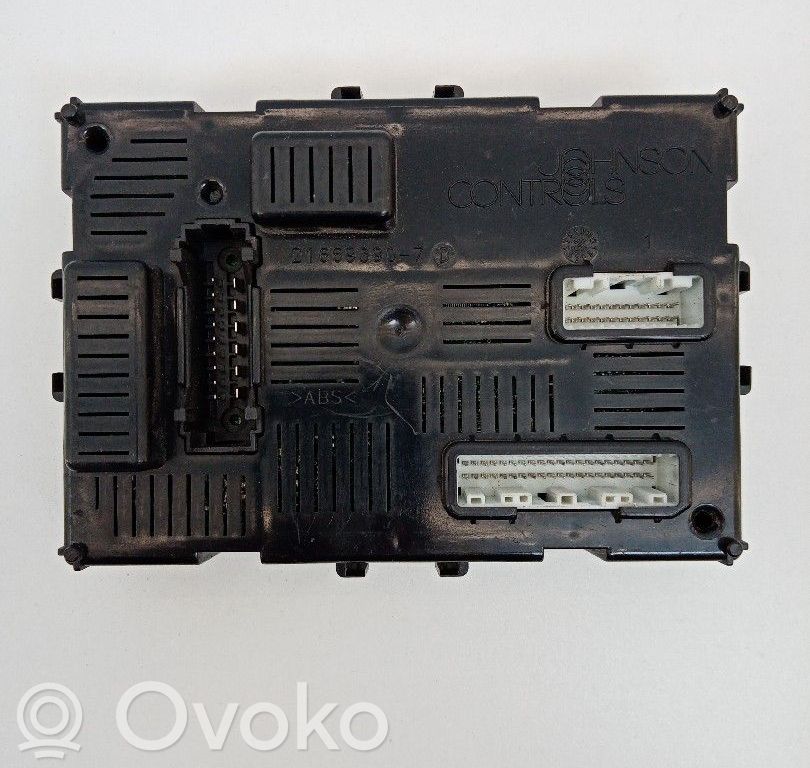 Renault Clio III Kiti valdymo blokai/ moduliai 