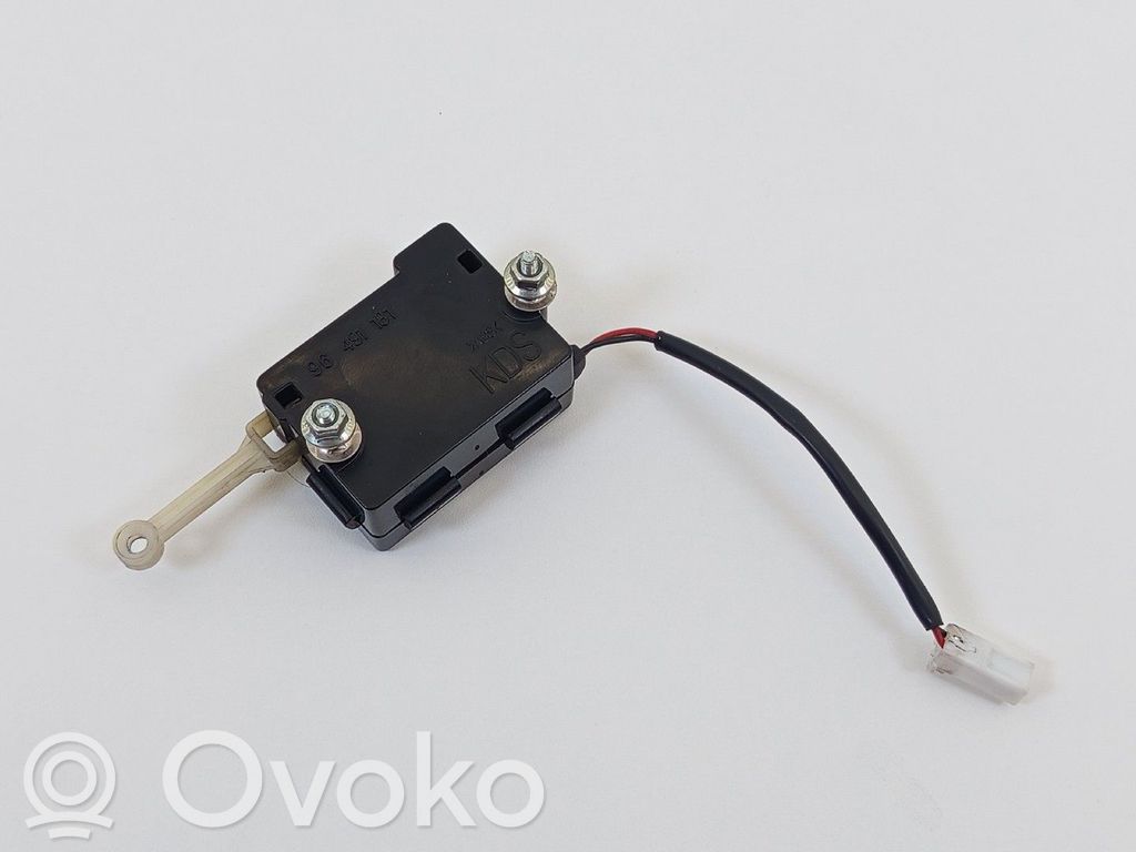 Lastausoven lukko   96491181,MALA