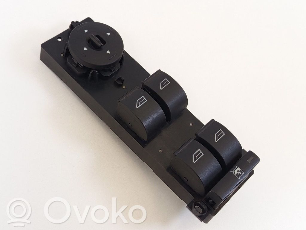 Przyciski szyb   7M5T14A132AB