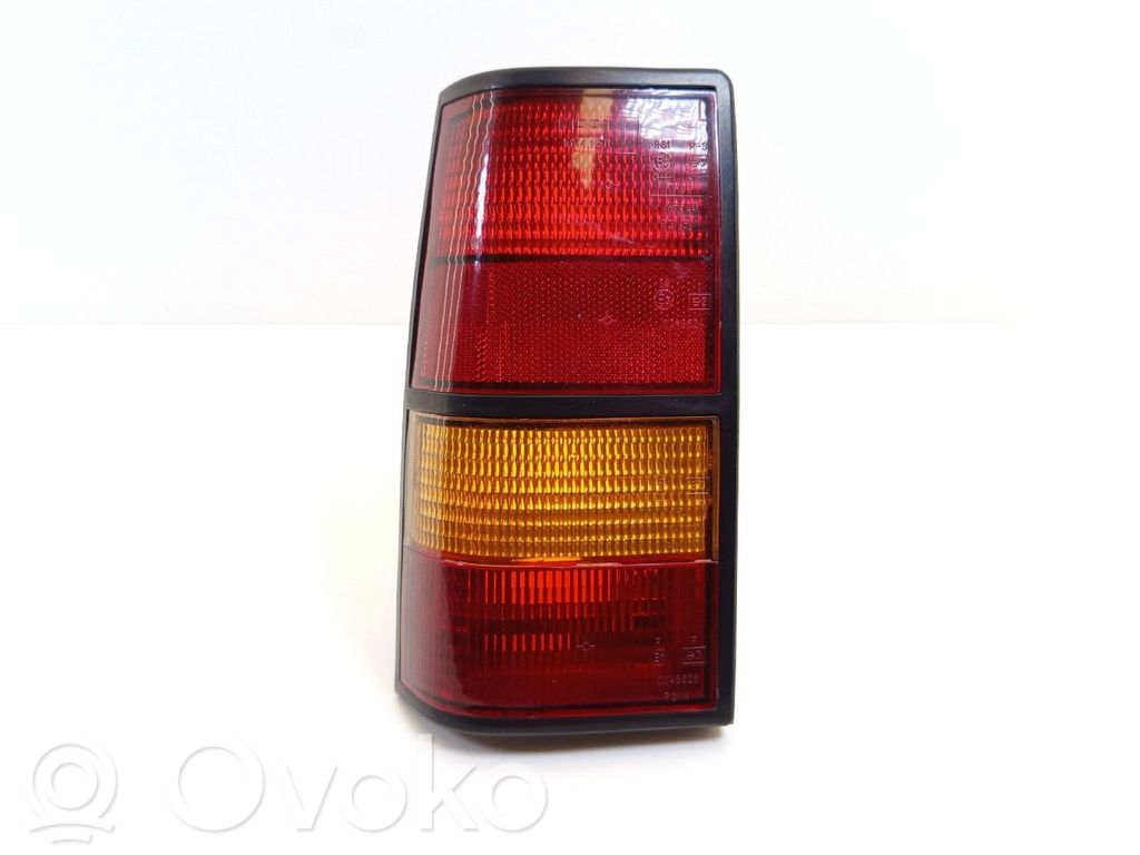 Opel Corsa A Lampy tylnej klapy bagażnika 