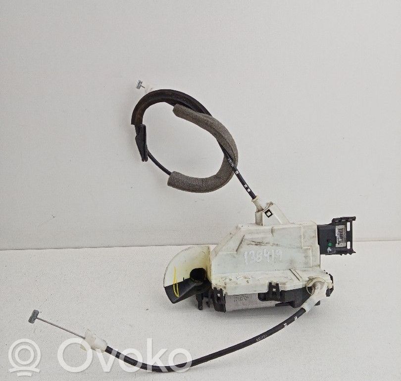 Citroen Berlingo Front door lock 