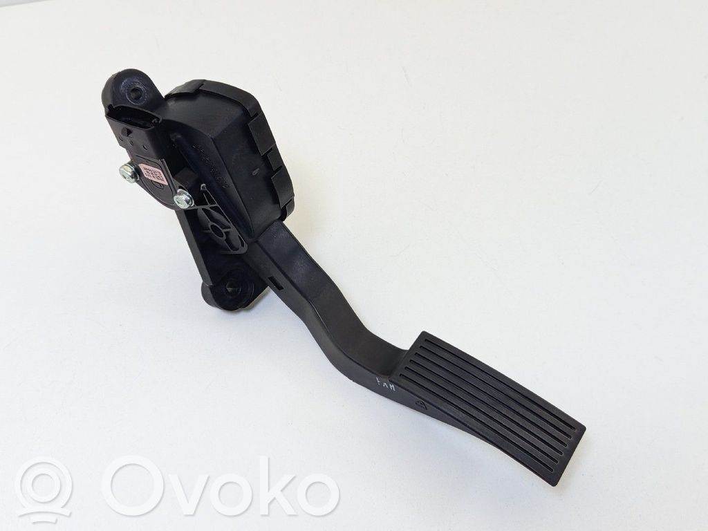 Akceleratoriaus pedalas   351904A501,327261P200,327271P200