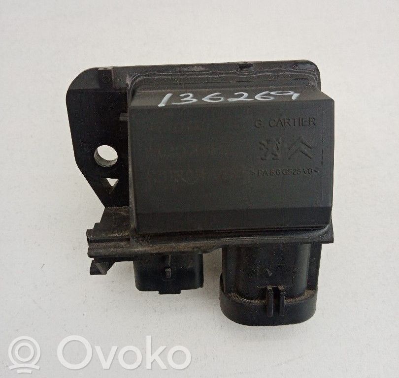 Peugeot 307 Salono pečiuko ventiliatoriaus rėlė 