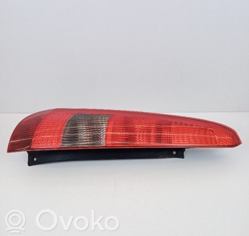 Ford Fiesta Takaluukun takavalot 