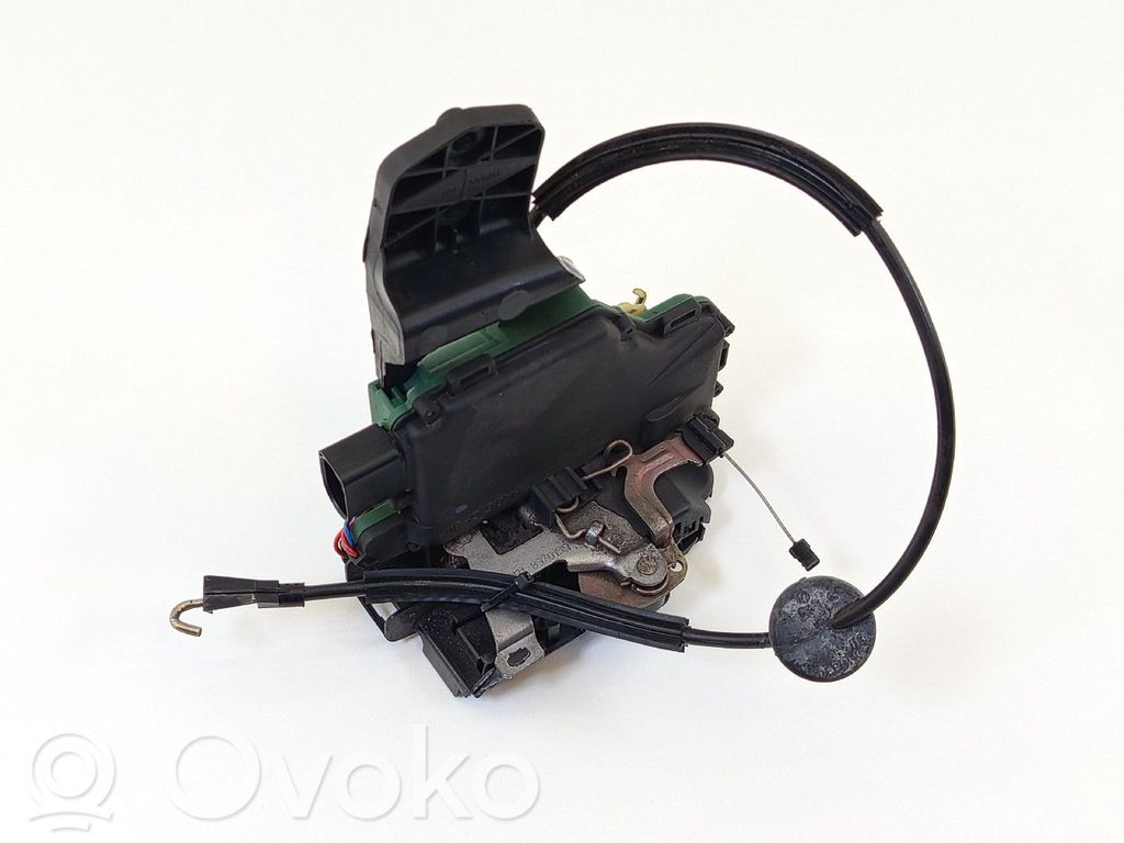 Skoda Superb B5 (3U) Front door lock 