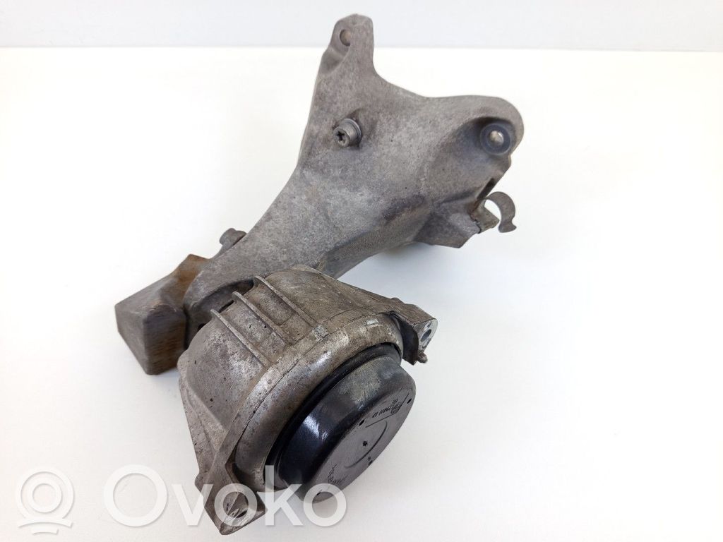Soporte de montaje del motor   22116781916,13807410,13981112