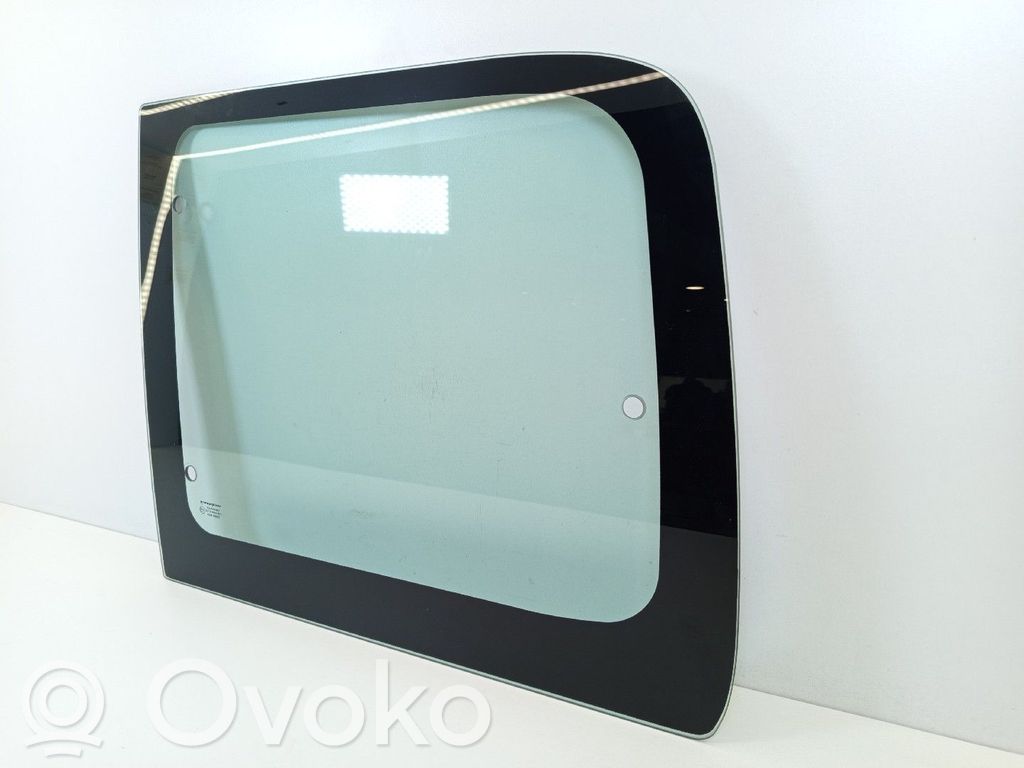 Vidrio lateral trasero   8569J7,00008569J7