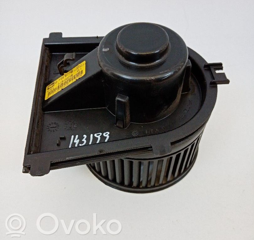 Lämmittimen puhallin   1J1819021B,F657877G,VALEO