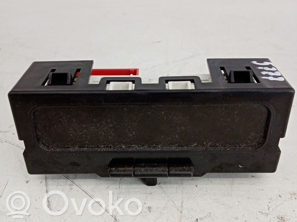 Monitor / wyświetlacz / ekran   8200107839,FICHAVERMELHA