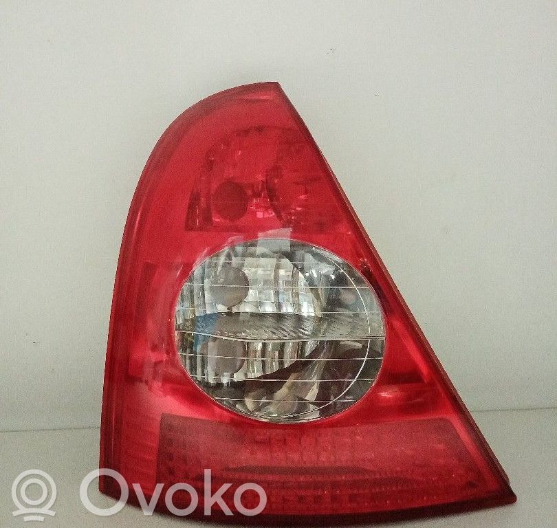 Renault Clio II Lampy tylnej klapy bagażnika 