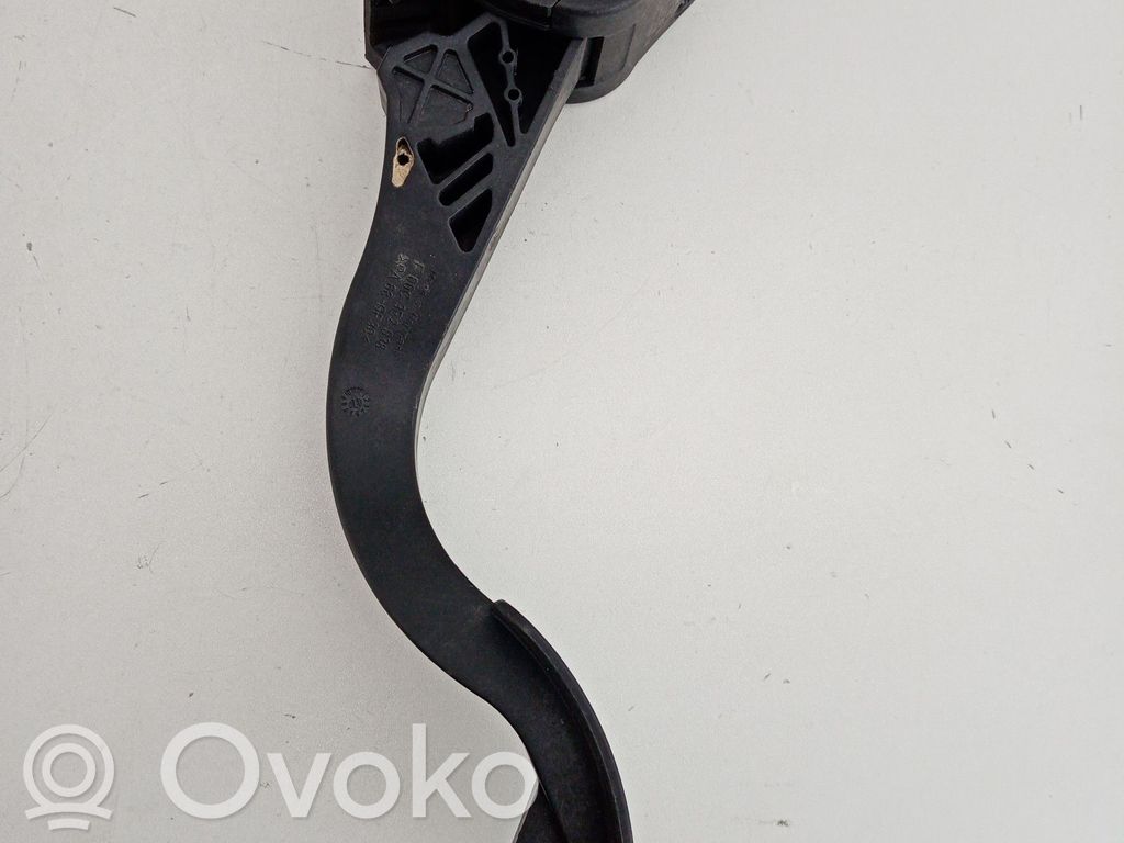 Akceleratoriaus pedalas   0280755044,9654725380