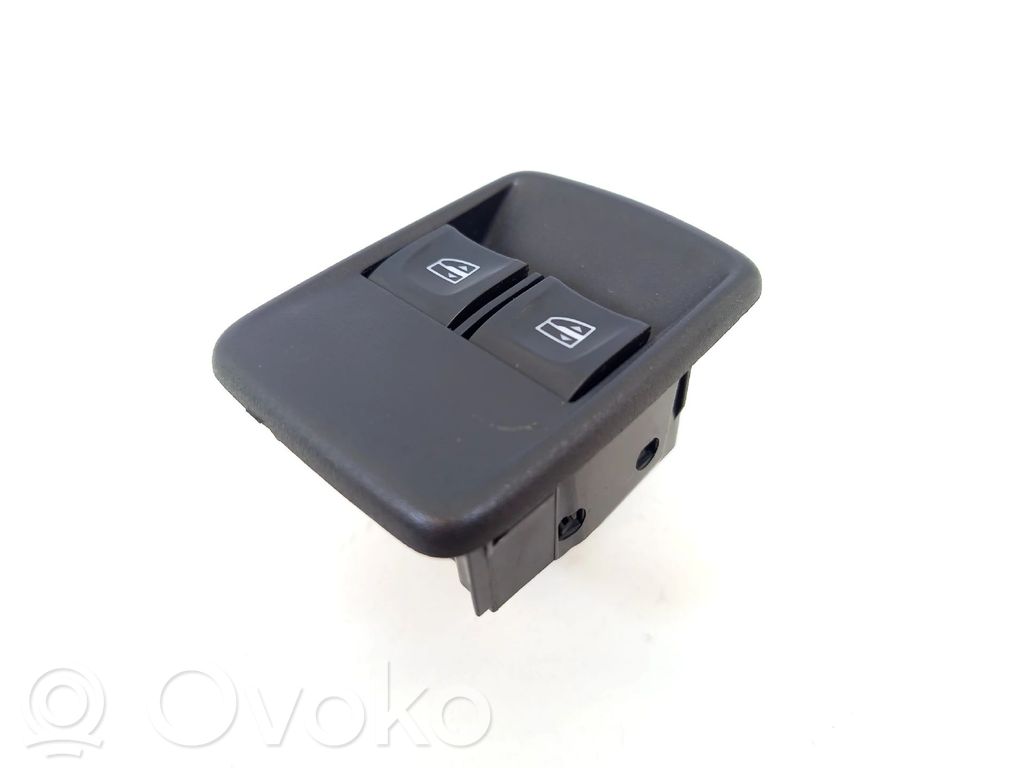 Electric window control switch   254117873R,10023904B