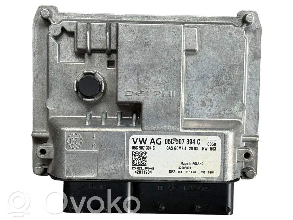 Volkswagen Golf VII Engine control unit/module 