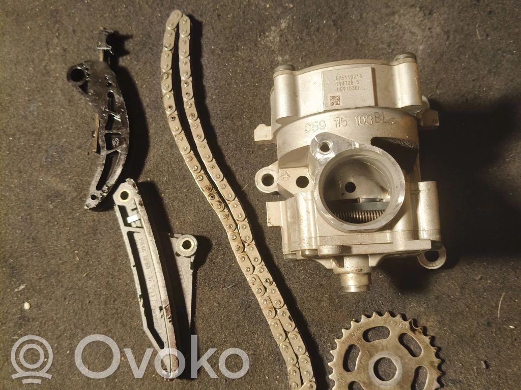 Audi A4 S4 B9 Eļļas sūknis 
