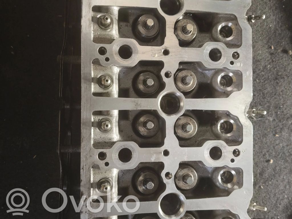 Engine head   059353HF