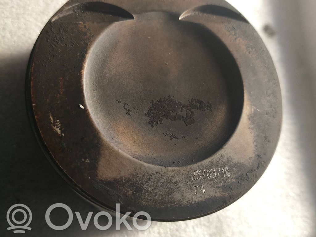 Audi RS3 Piston 
