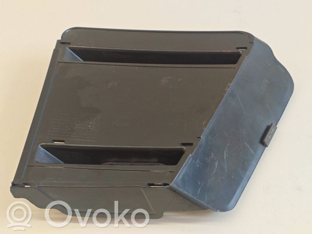 Front grill   4M0807152A