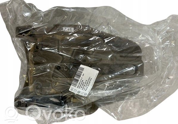 Audi A4 S4 B7 8E 8H Elementy poszycia kolumny kierowniczej 