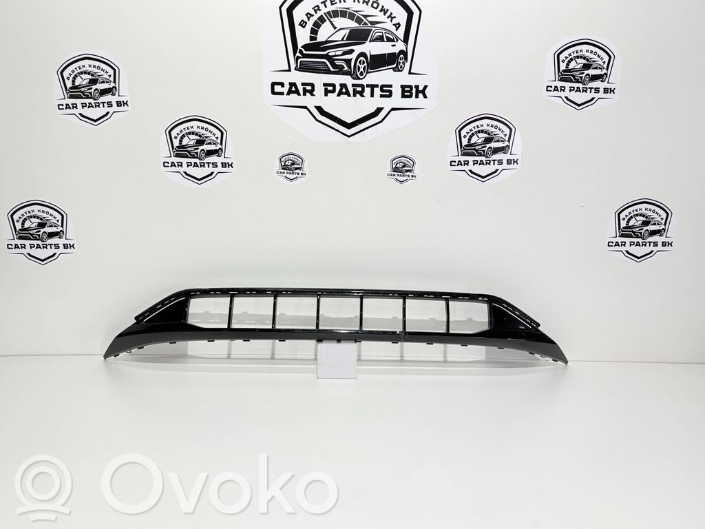 Kratka dolna zderzaka przedniego   571805903BK,571805903A,571805903