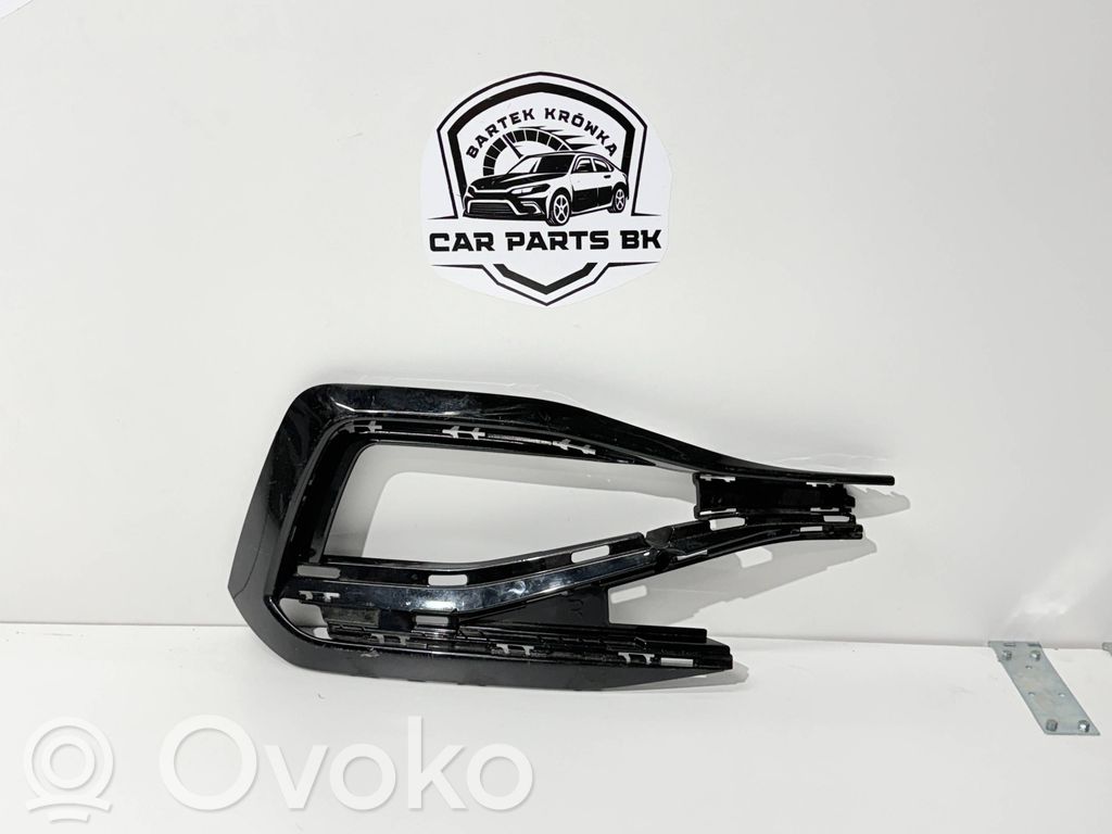Volkswagen PASSAT B8 Grilă/ornament proiector ceață față 