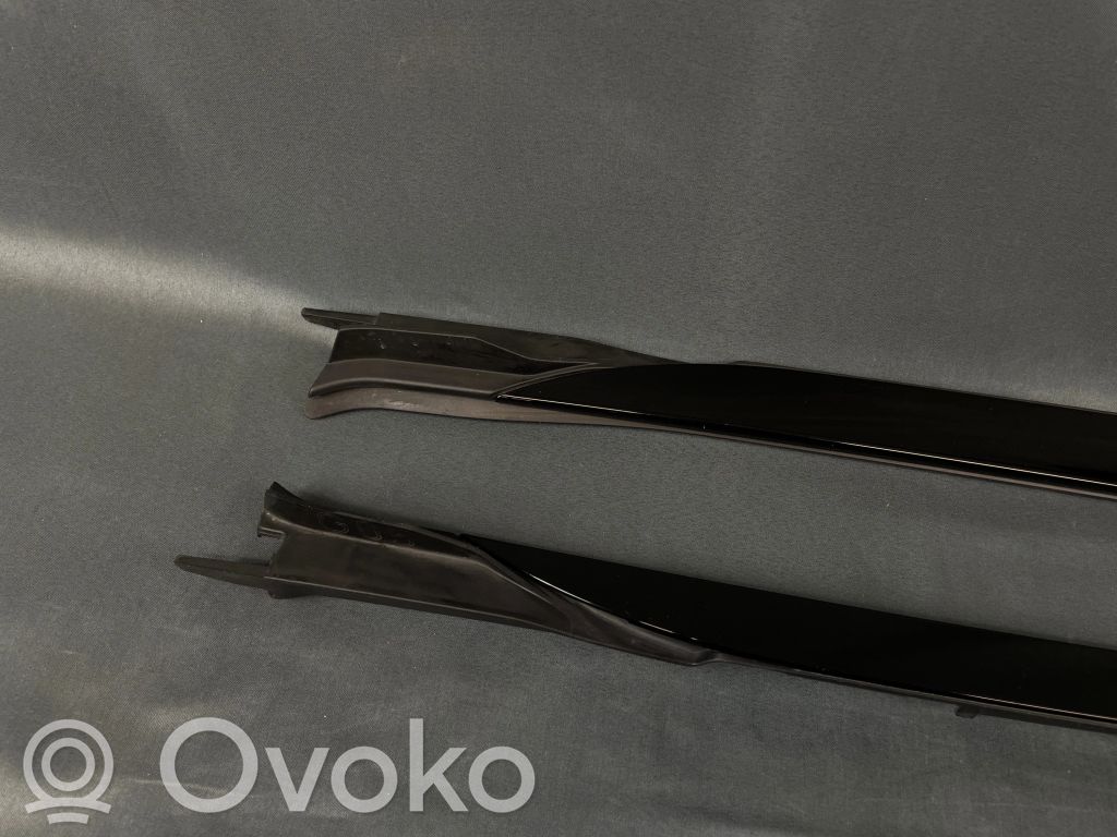 BMW X5 G05 Windshield trim 